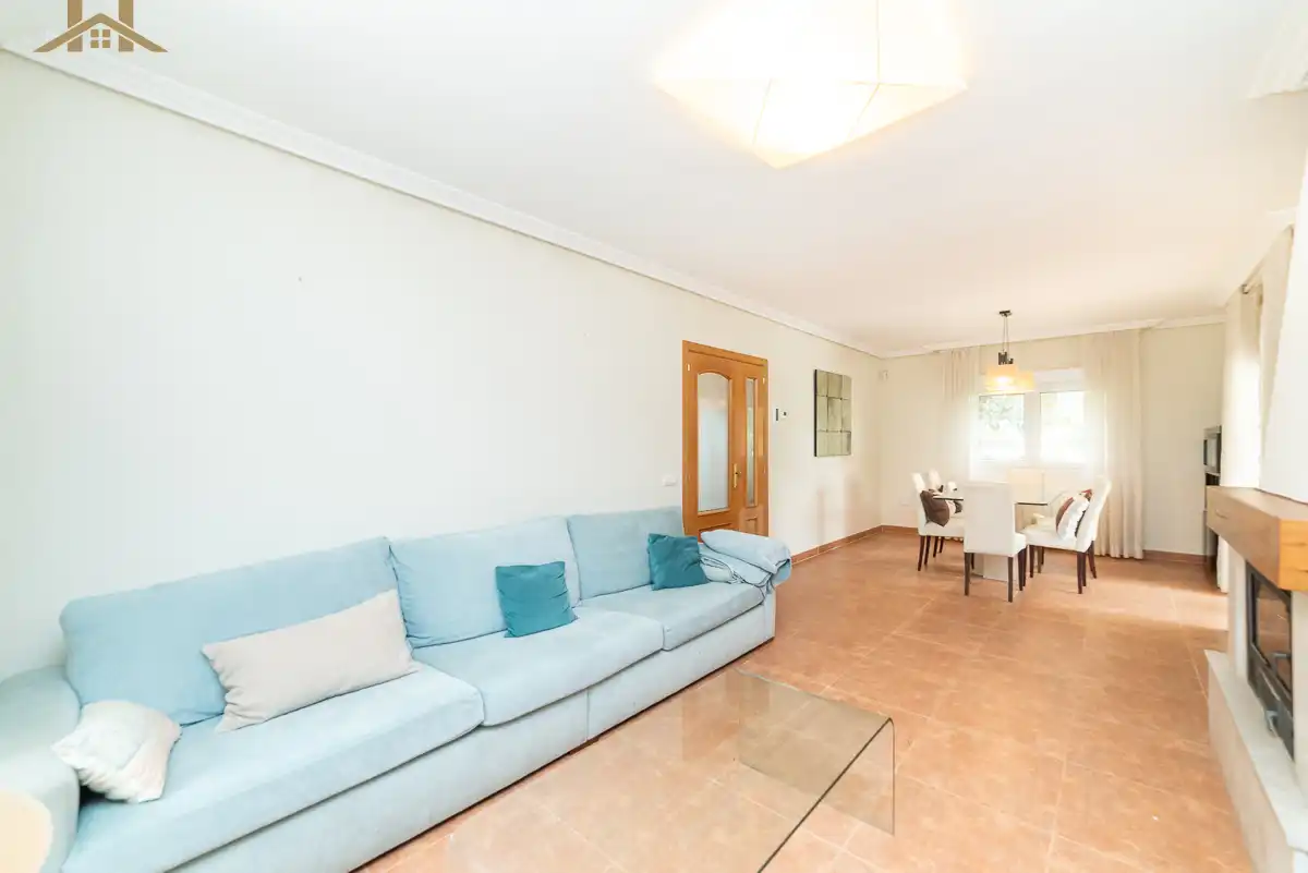 Sala de estar de Casa o chalet en venta en Valdemorillo con Calefacción, Jardín privado y Terraza