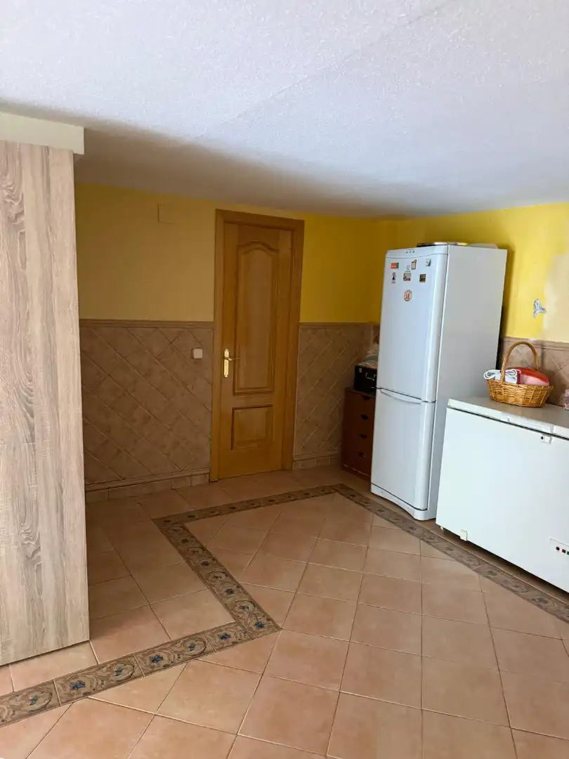 Cuina de Casa adosada en venda en Arganda del Rey amb Aire condicionat, Calefacció i Jardí privat