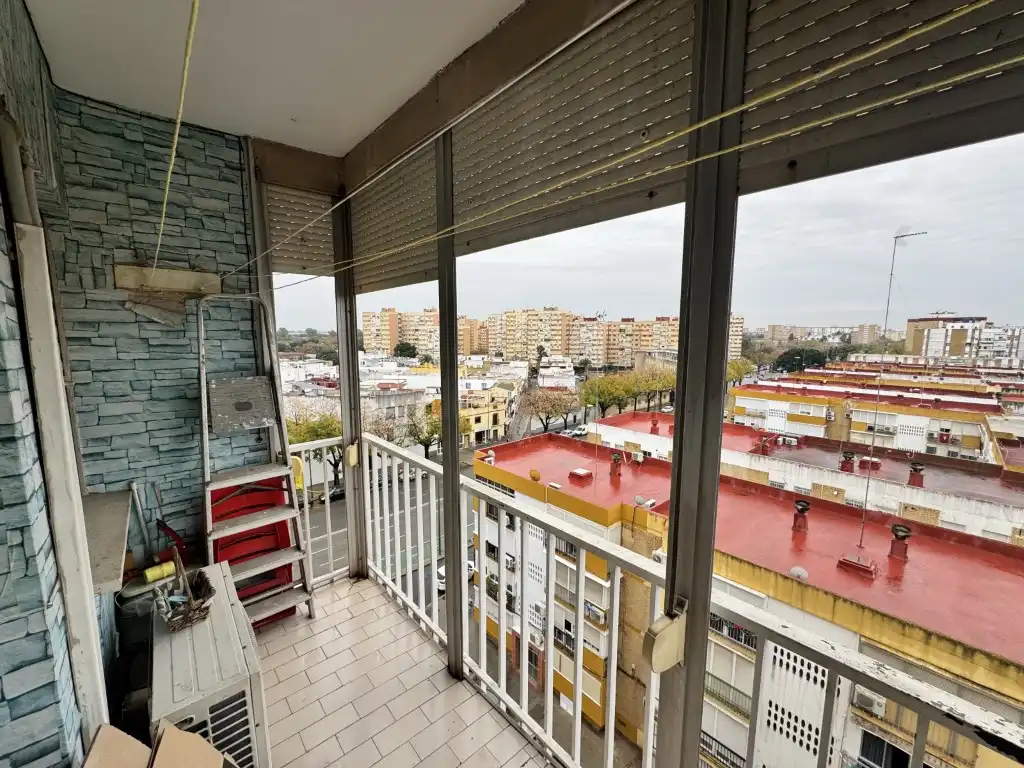 Bedroom of Flat for sale in Sevilla