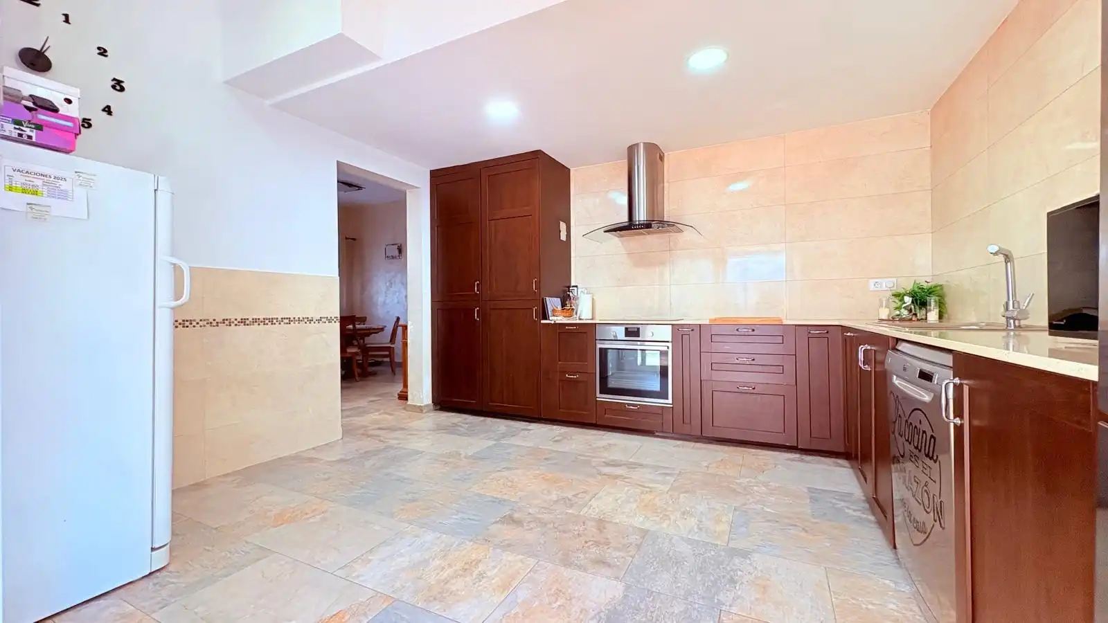 Cocina de Casa o chalet en venta en Castellar del Vallès con Aire acondicionado, Jardín privado y Terraza