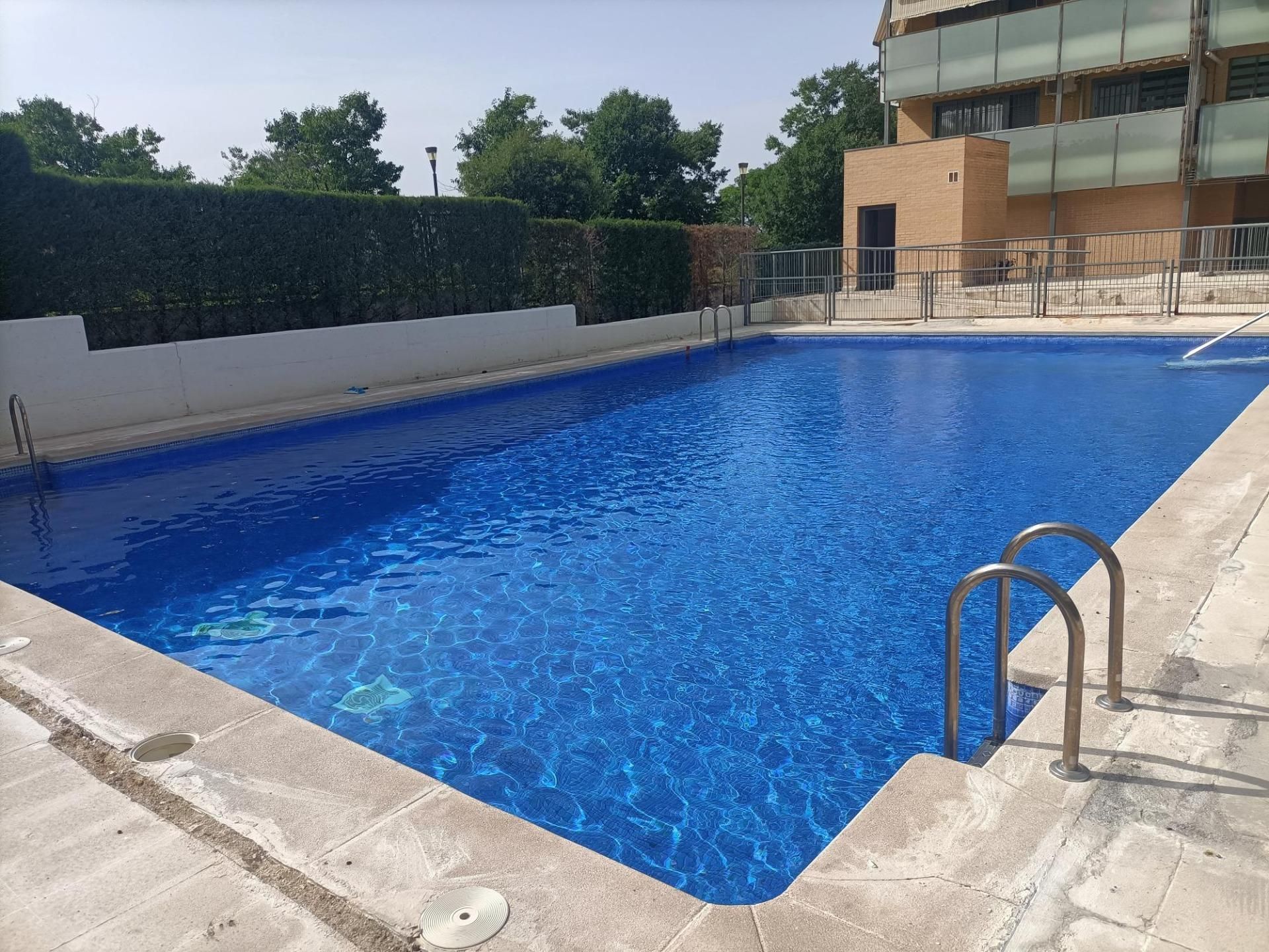 Swimming pool of Attic for sale in Valdemoro  with Heating, Private garden and Parquet flooring