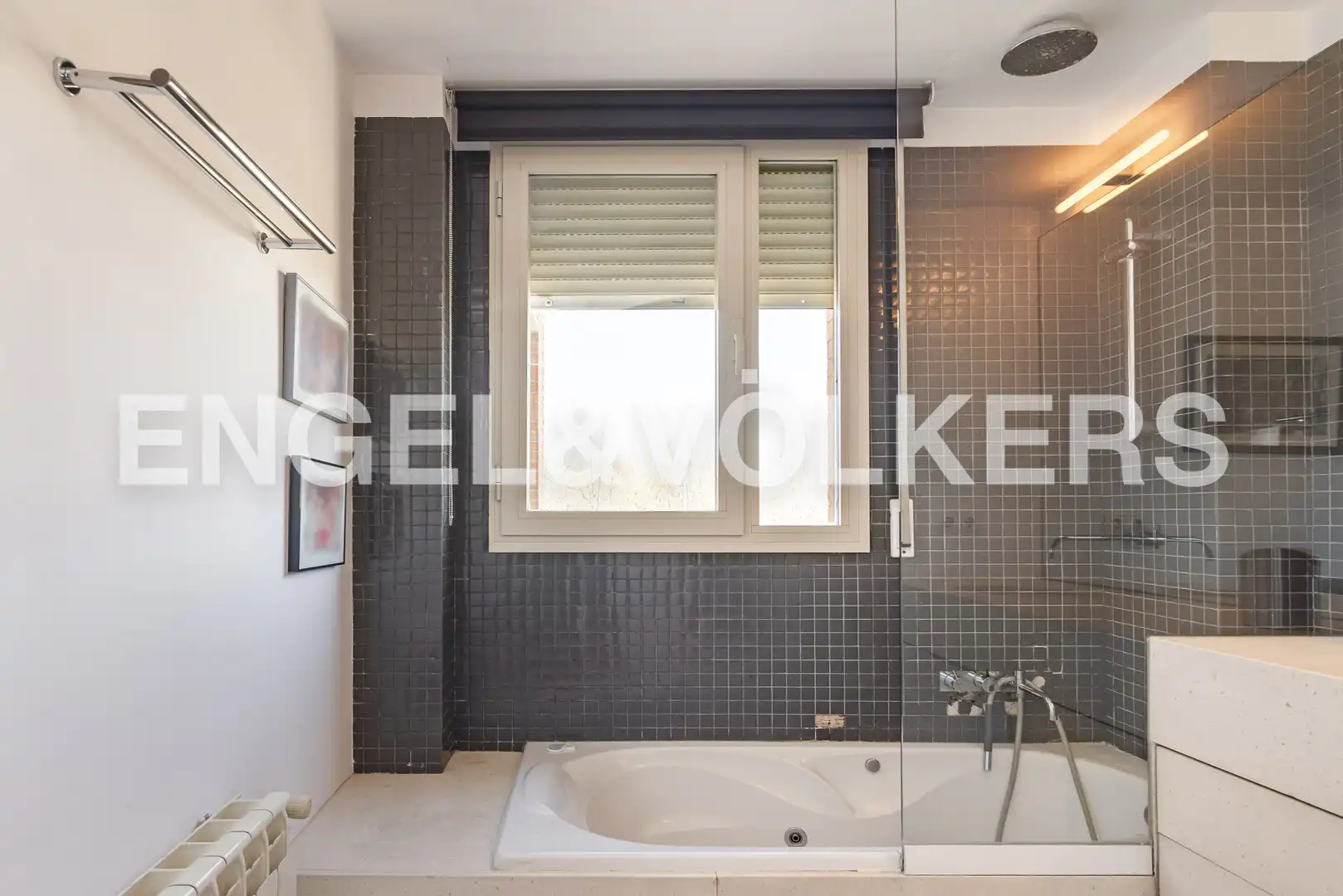 Baño de Dúplex en venta en Madrid con Aire acondicionado, Calefacción y Terraza