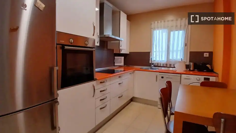 Room in Matiko - Ciudad Jardín
