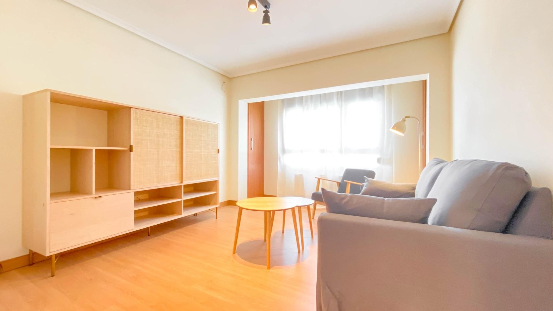 Living room of Flat for rent in Santander  with Heating and Furnished