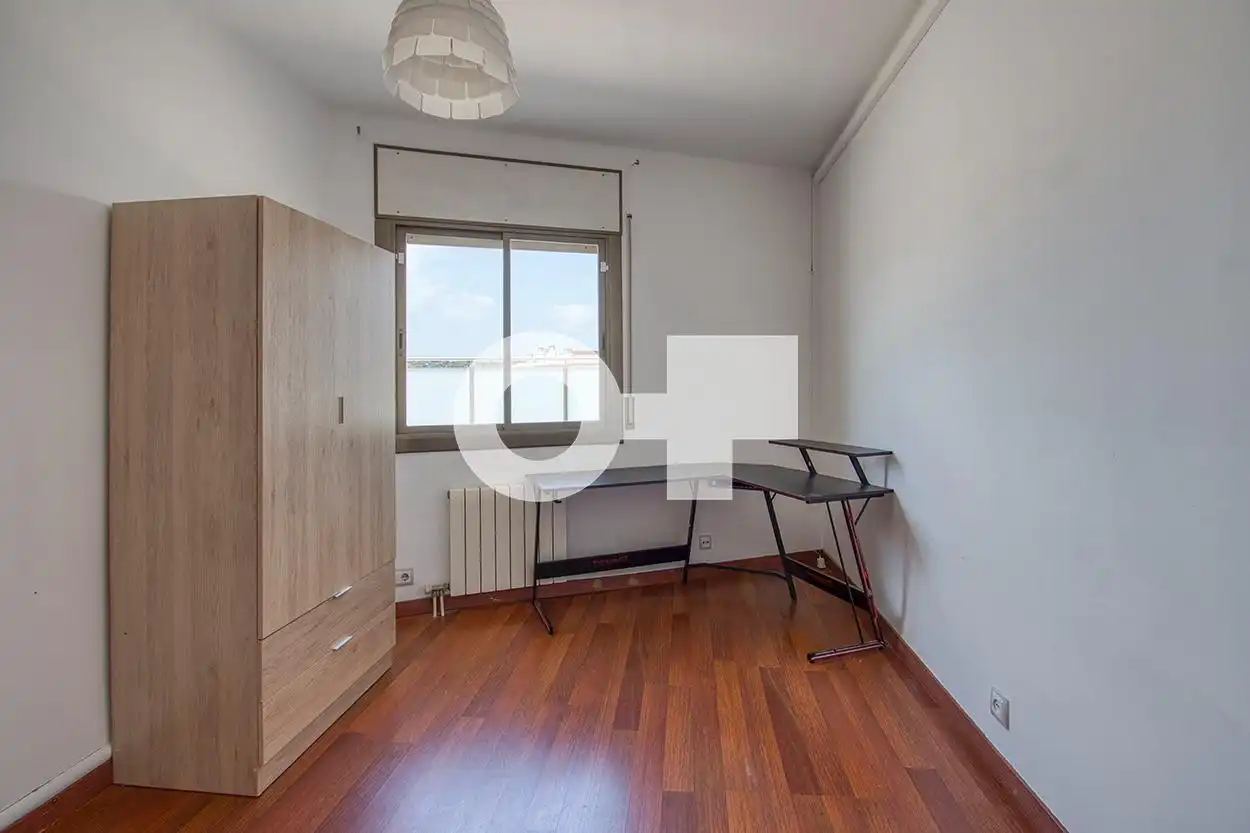 Habitación de Ático en venta en Castelldefels con Calefacción, Parquet y Terraza