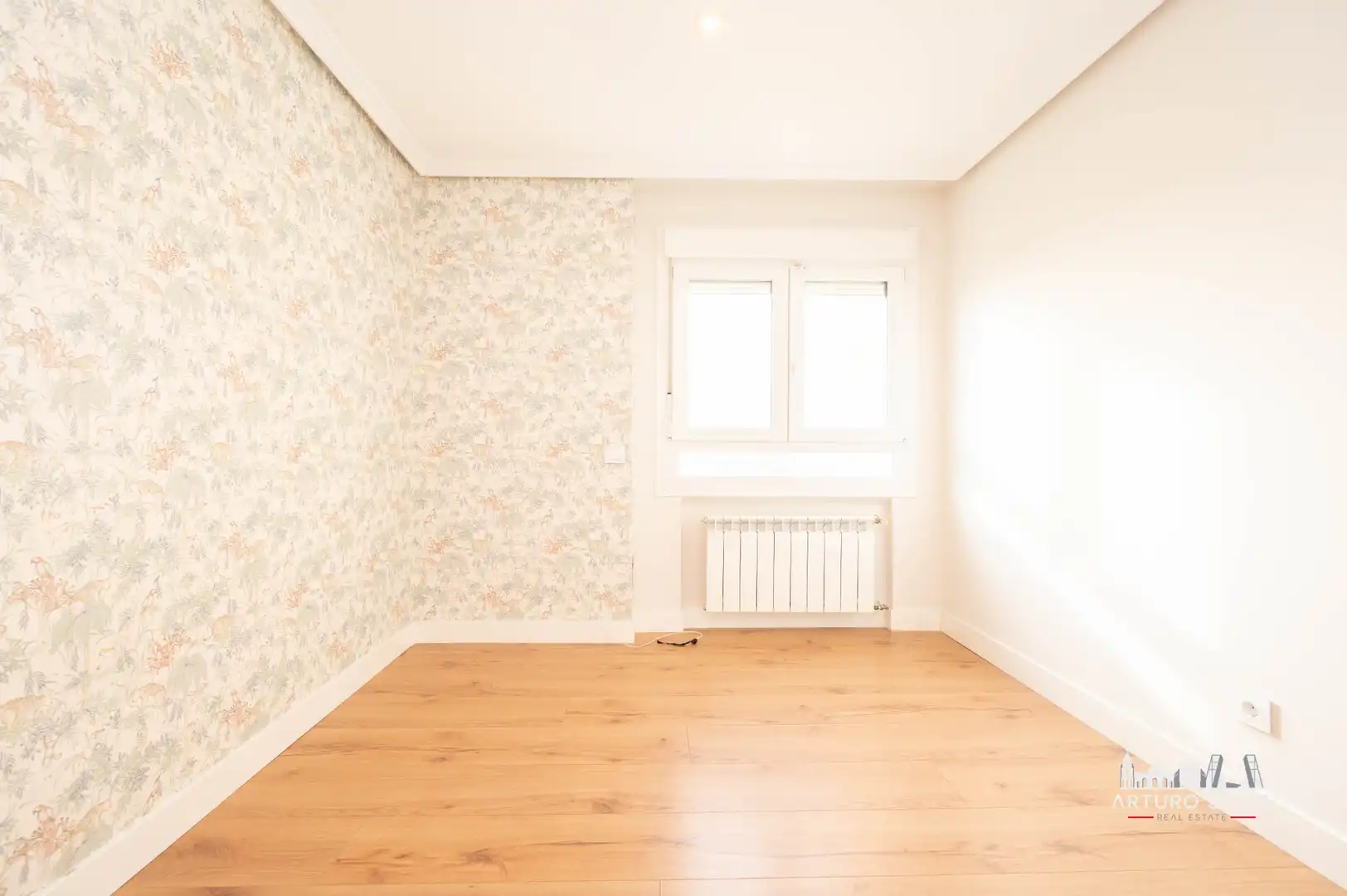 Habitación de Piso de alquiler en Madrid con Aire acondicionado, Trastero y Lavadora