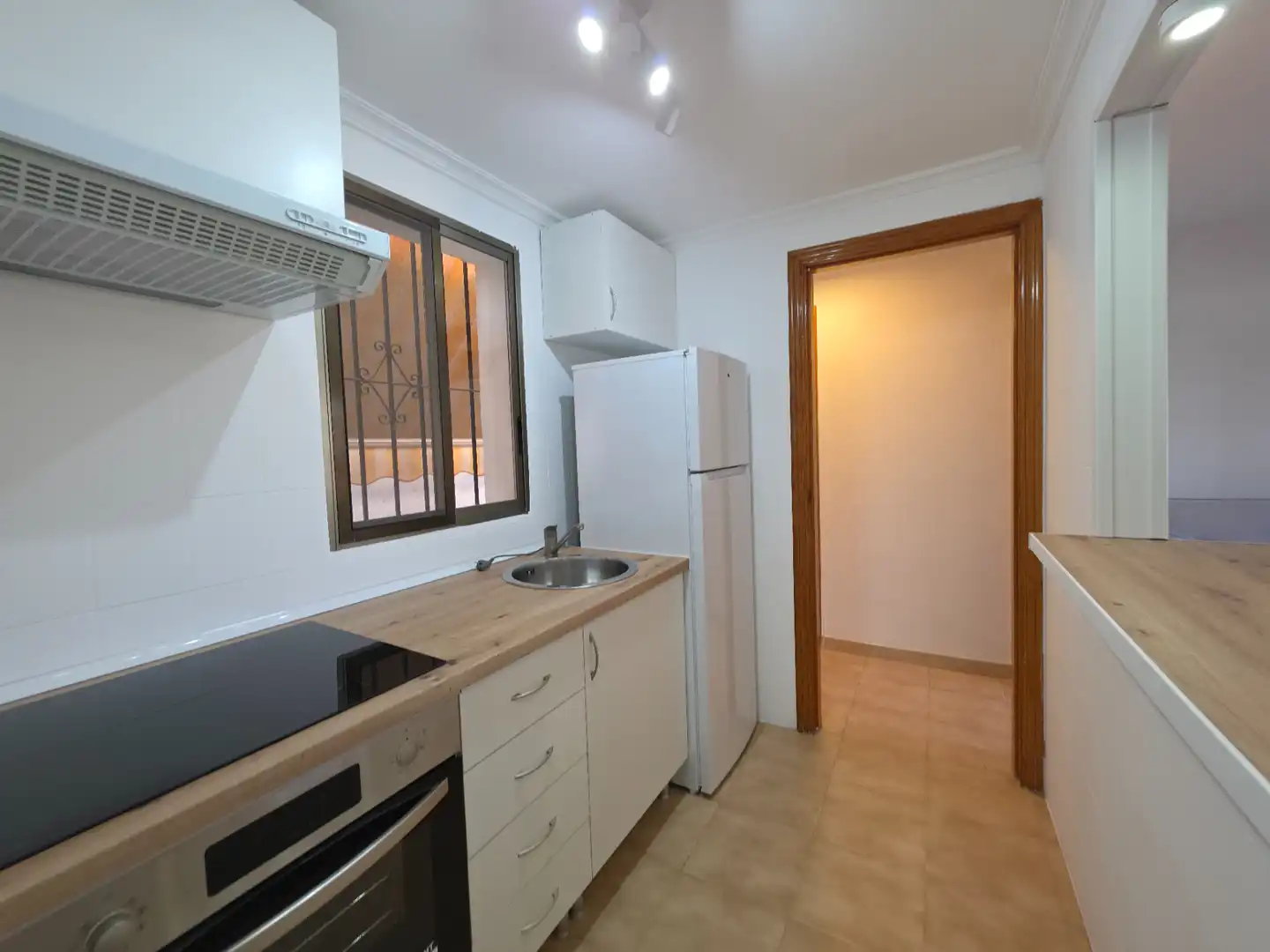 Adosado con piscina en venta en Avinguda Capiscol 9, imagen 15