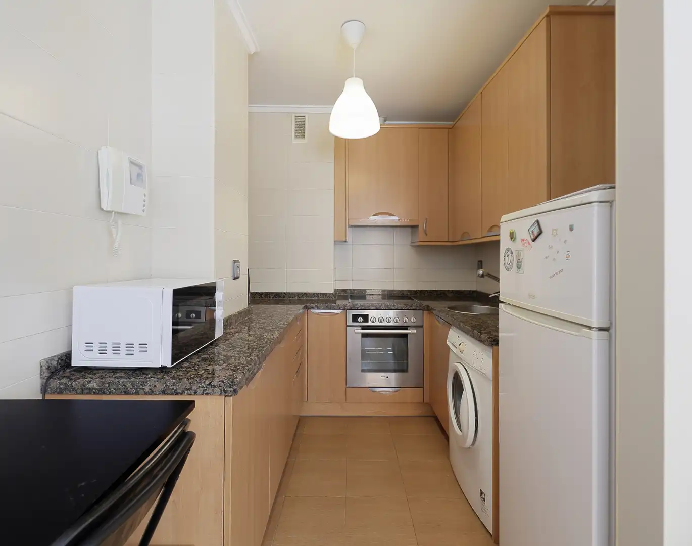 Cocina de Piso en venta en Oviedo  con Calefacción y Amueblado