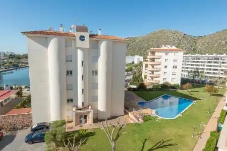Vista exterior de Dúplex en venda en Alcúdia amb Aire condicionat, Calefacció i Jardí privat