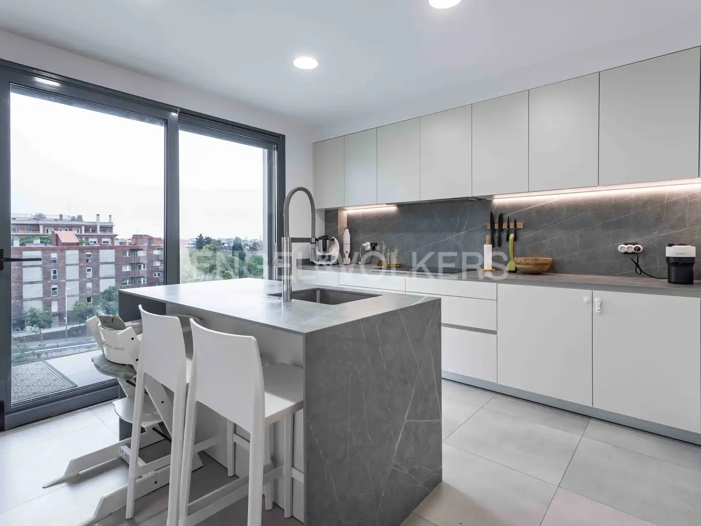 Kitchen of Attic for rent in Barcelona  with Air Conditioner, Heating and Parquet flooring