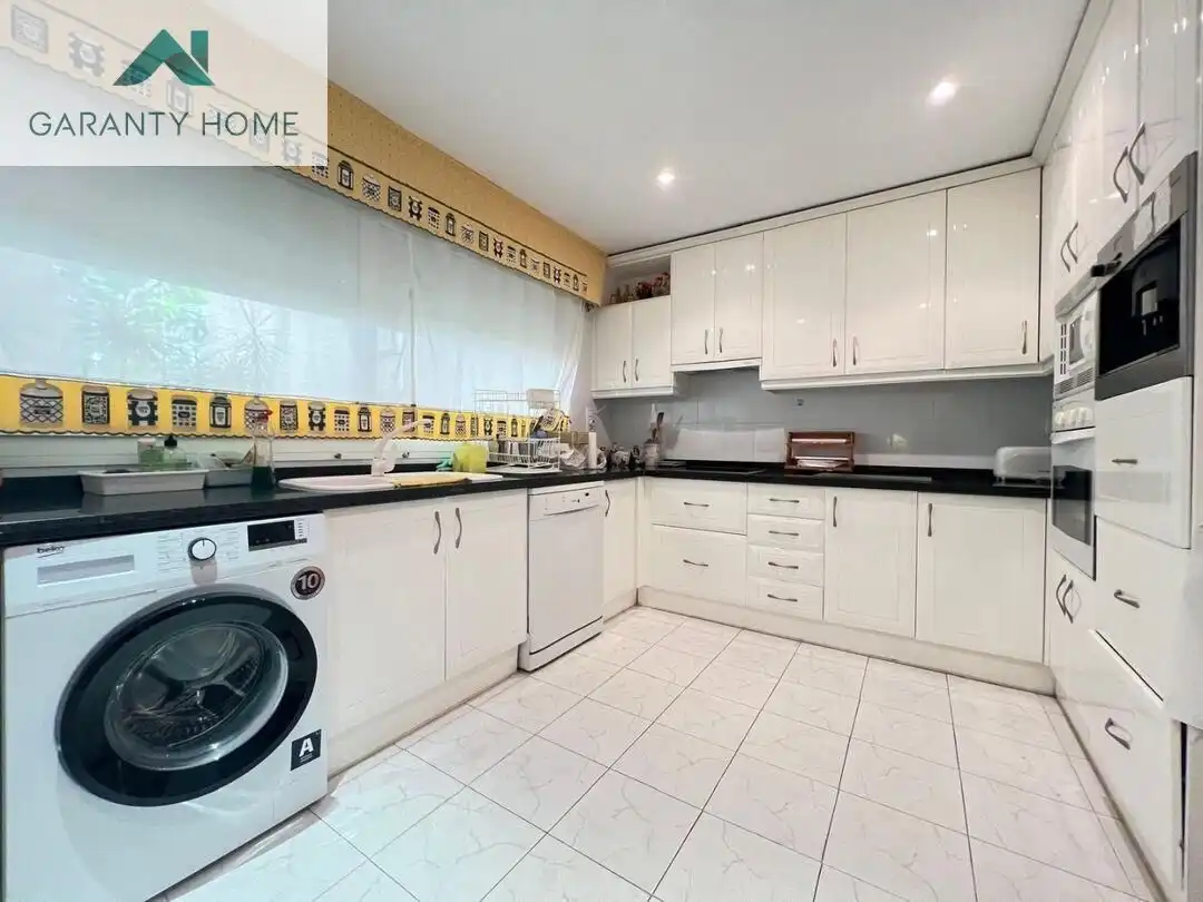 Kitchen of Flat for rent in Benalmádena  with Air Conditioner, Heating and Private garden