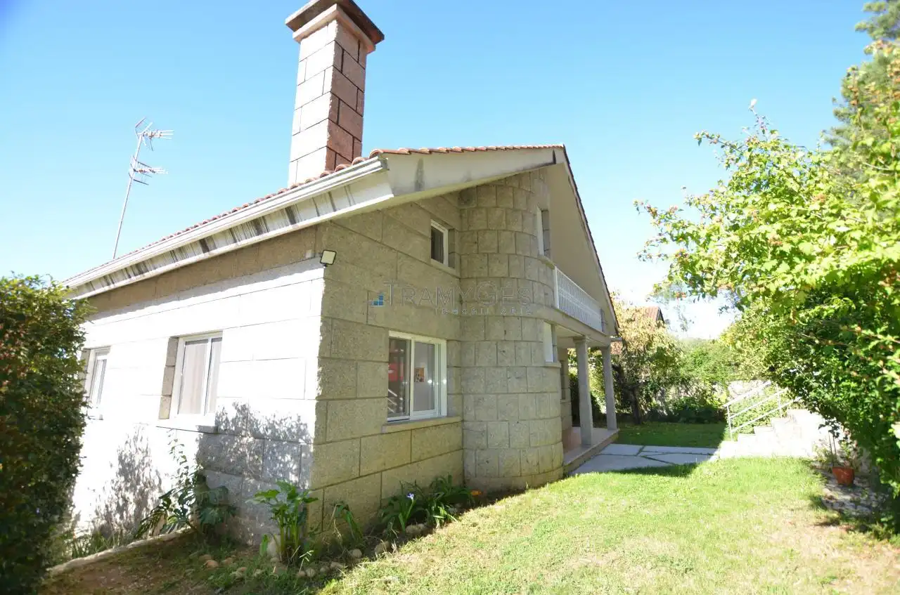 Casa amb piscina en venda a LUGAR A GANDARA, imagen 2