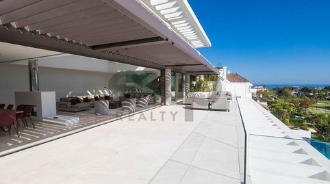 Modern brand new five bedroom villa with sea and golf views in La Quinta, imatge 4