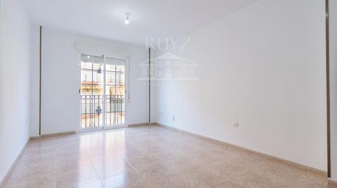 Foto 2 de Piso en venta en Centro, Salobreña