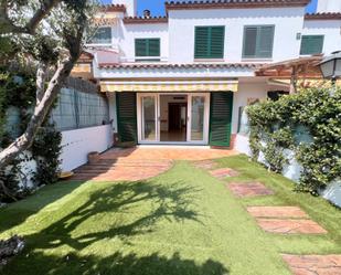 Garten von Einfamilien-Reihenhaus miete in Sant Andreu de Llavaneres mit Heizung, Privatgarten und Parkett