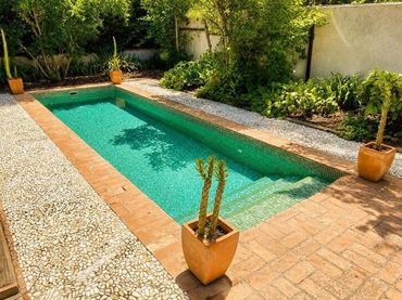 House with pool for sale in CAÑO DEL HIERRO