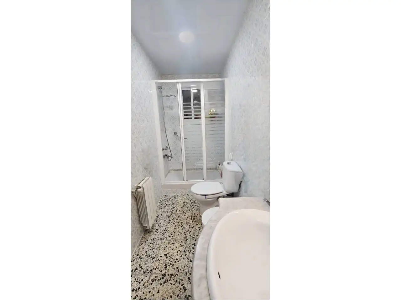 Baño de Piso en venta en Terrassa con Calefacción y Trastero