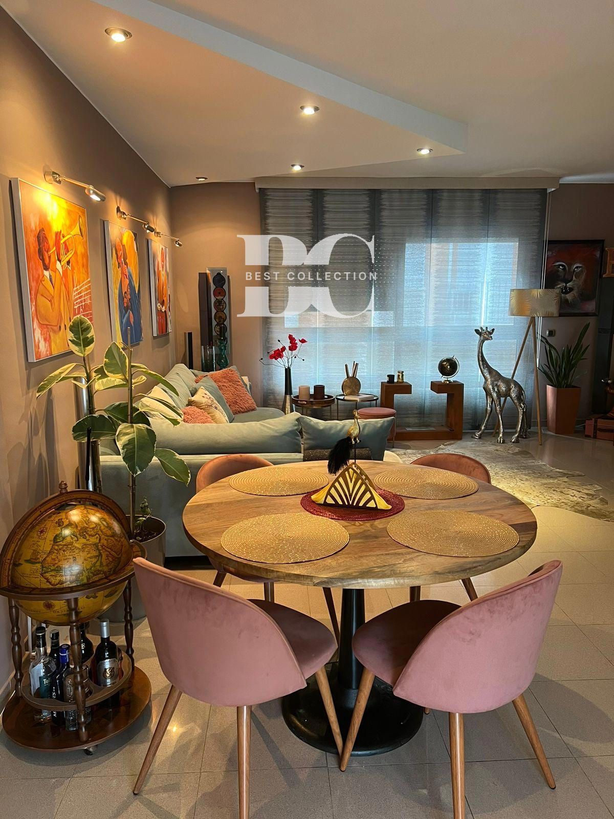 Sala d'estar de Casa adosada en venda en Lloret de Mar amb Aire condicionat, Jardí privat i Terrassa