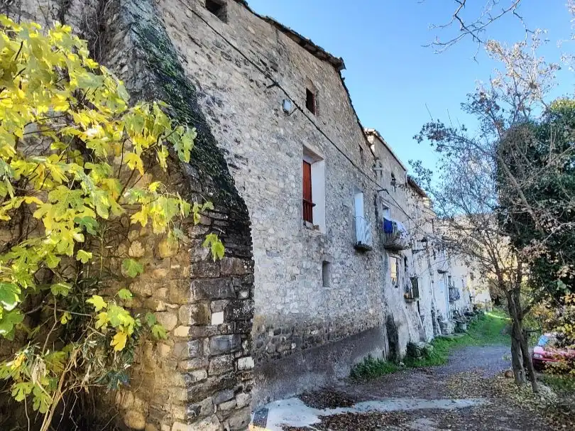 Maison rustique avec jardin à vendre à Carrer Baró d'Eroles 32, imagen 4