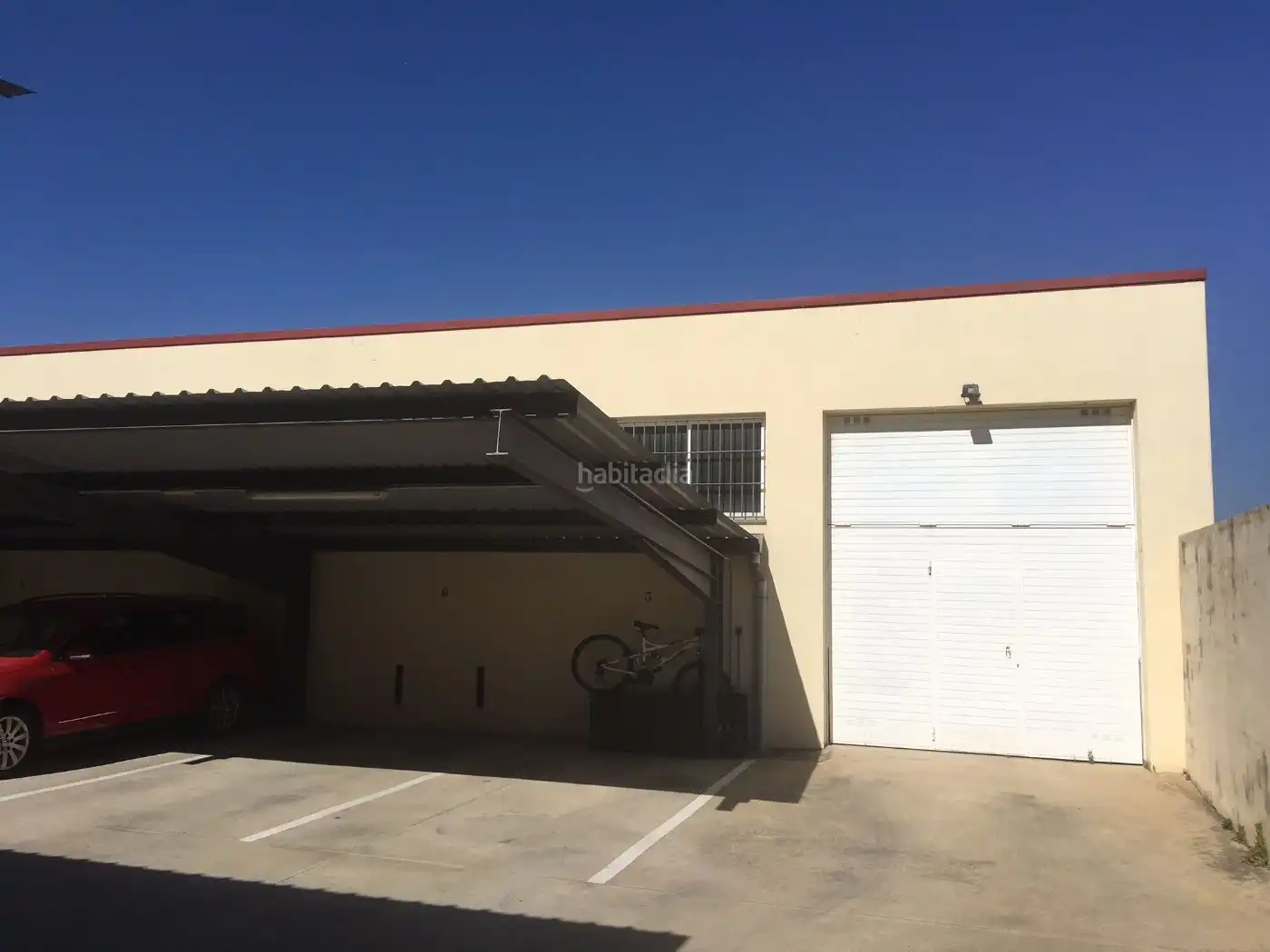 Local comercial en venta en Carrer Vidreres 23B, imagen 5