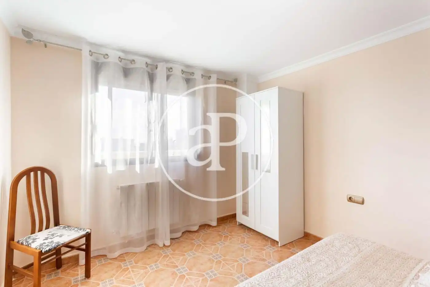 Bedroom of Houses for sale in Valencia  with Heating, Terrace and Storage room