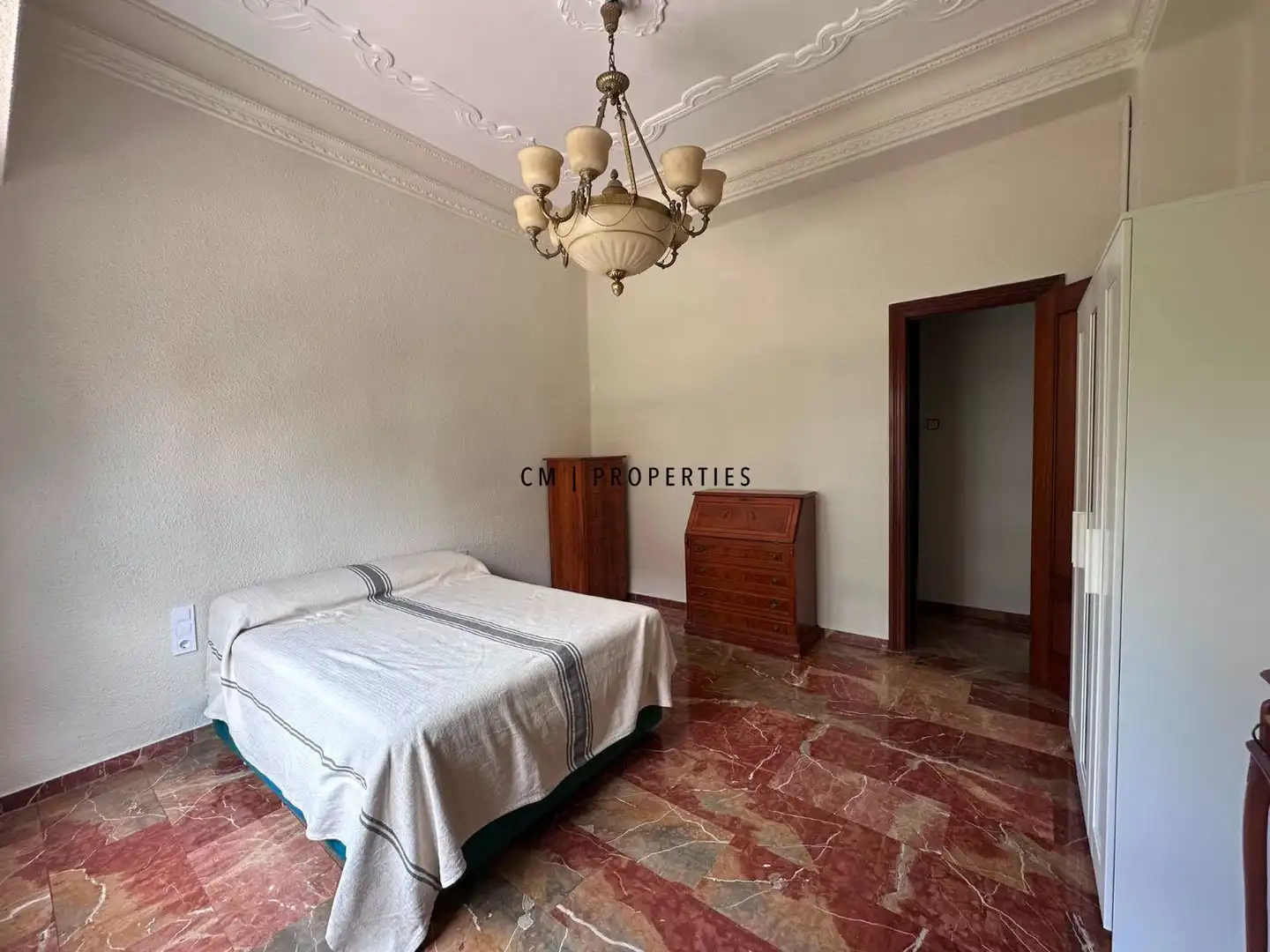 Schlafzimmer von Wohnung zur Miete in Valencia mit Heizung, Möbliert und Ofen