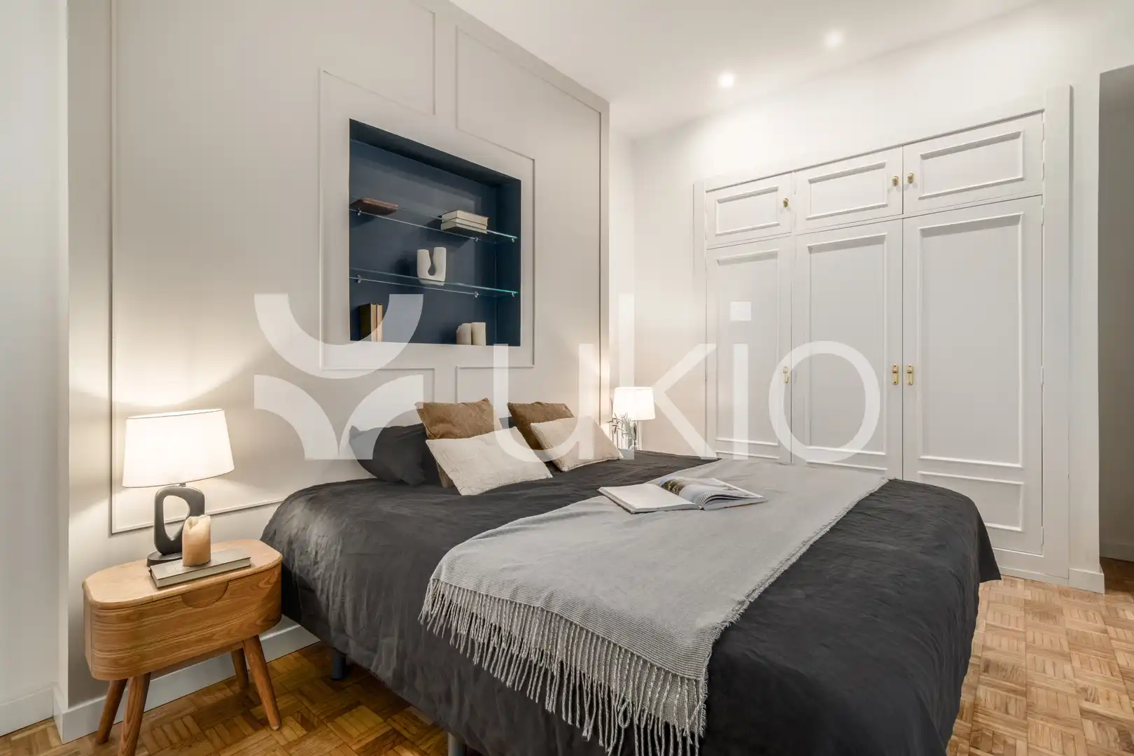 Habitación de Apartamento de alquiler en Madrid con Aire acondicionado, Calefacción y Amueblado
