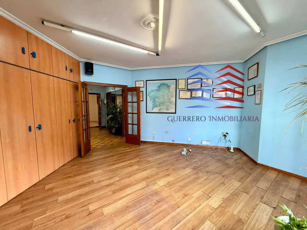Piso en venta en Ourense Capital  con Calefacción, Trastero y Balcón