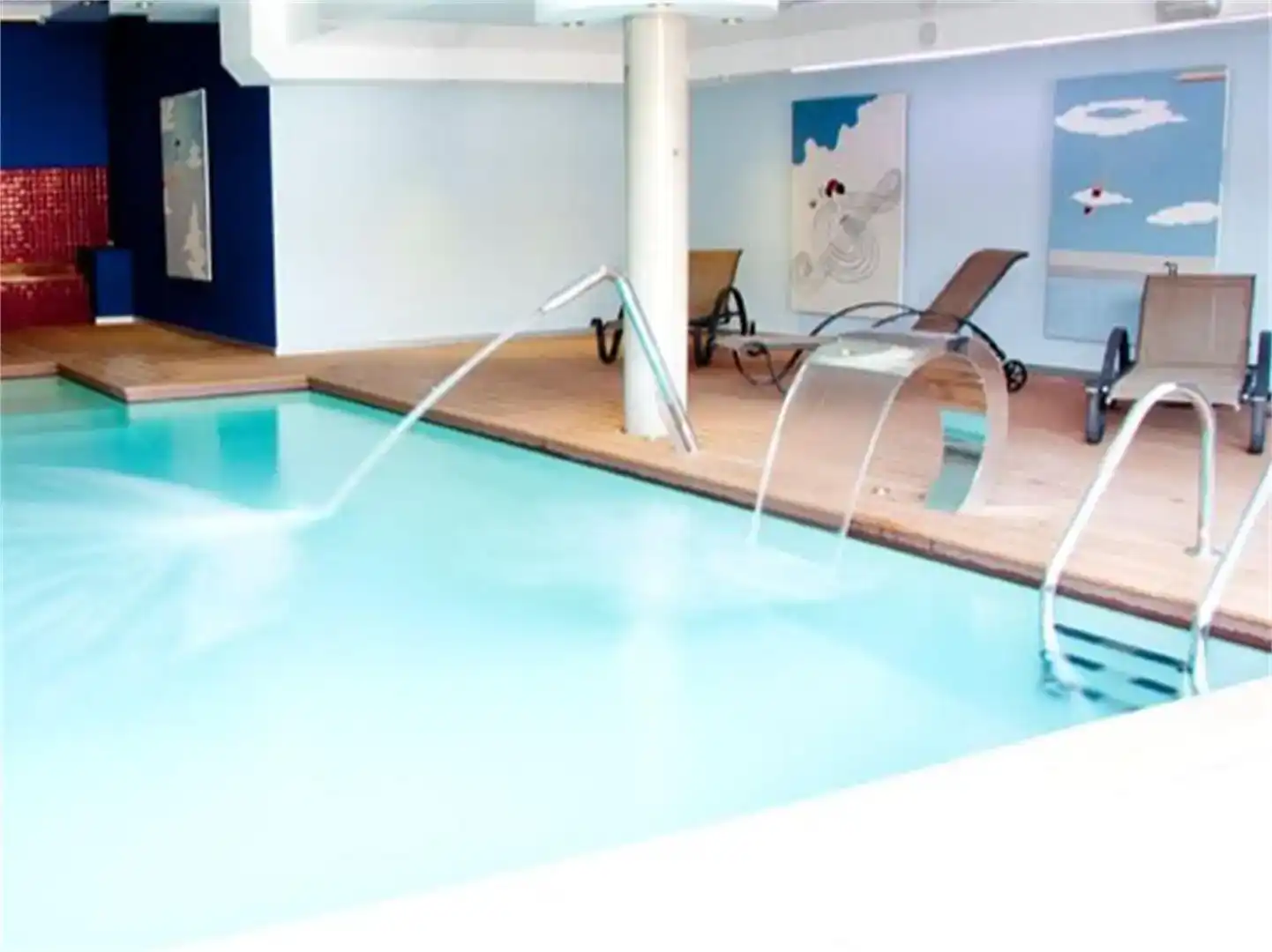 Swimming pool of Houses for rent in Hazas de Cesto  with Balcony