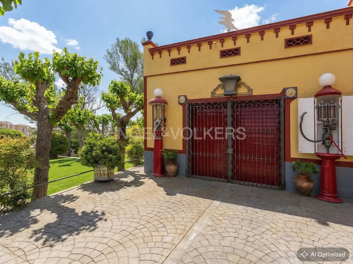 Vista exterior de Casa o xalet en venda en Manresa amb Calefacció, Jardí privat i Terrassa