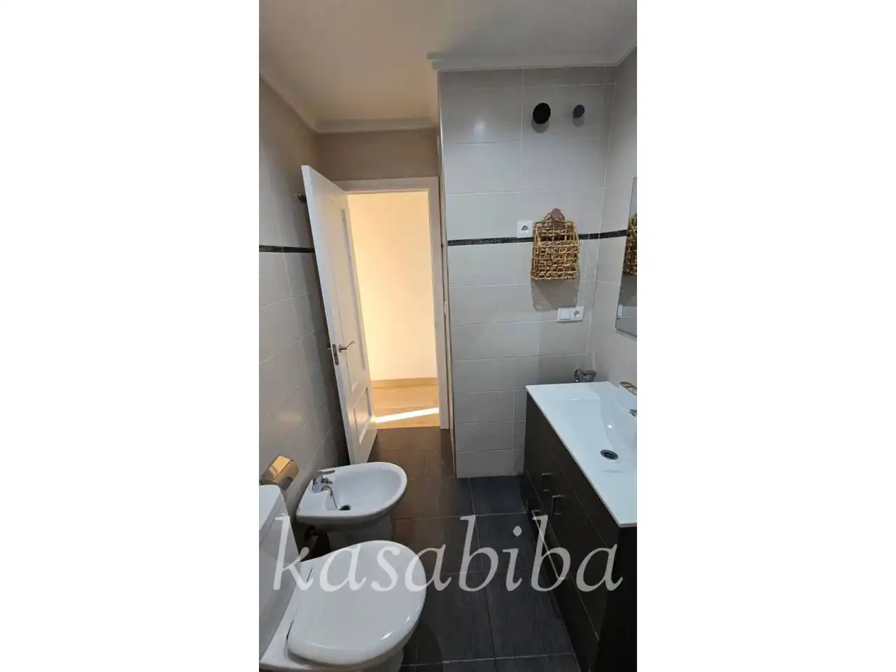 Bany de Pis de lloguer en Valencia amb Aire condicionat, Parquet i Terrassa