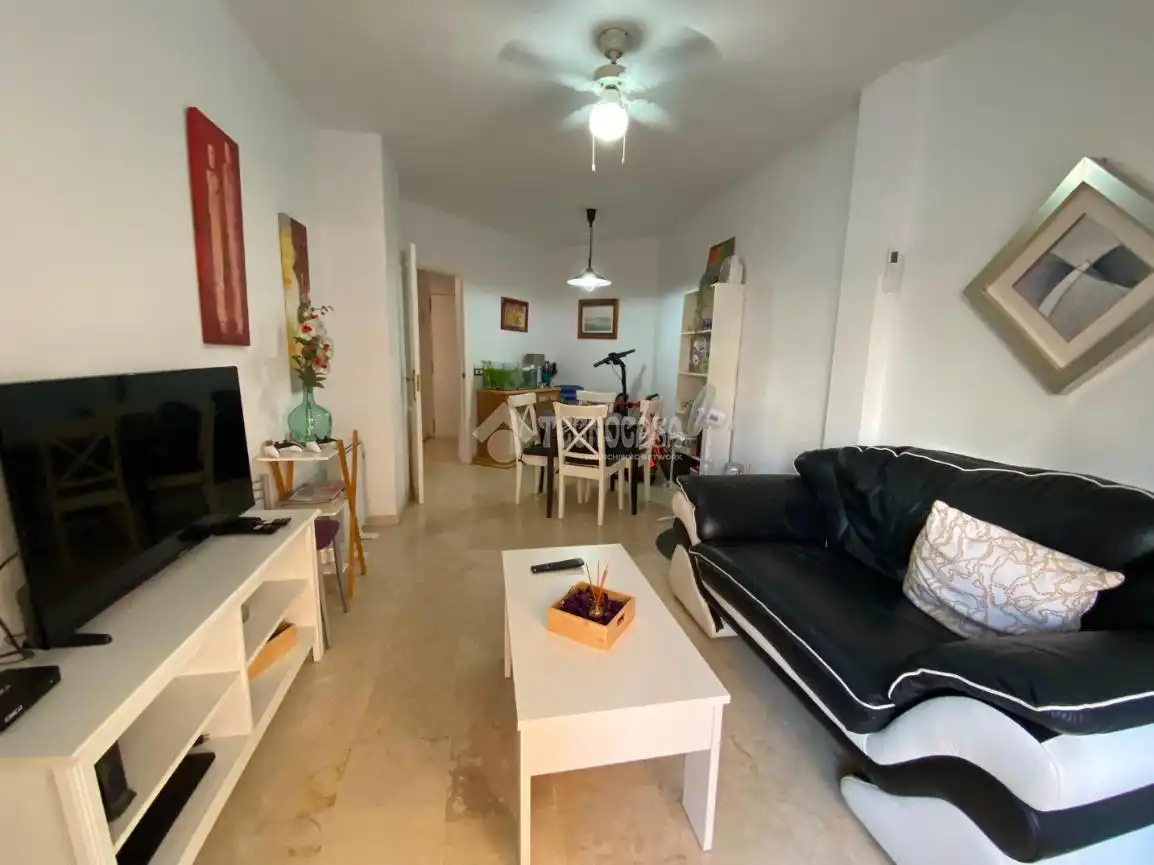 Flat with pool for sale in San Luis de Sabinillas, imagen 2