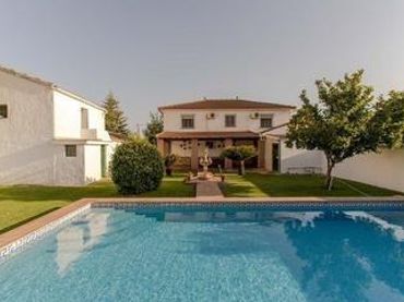 Casa amb piscina en venda a Moraleda de Zafayona