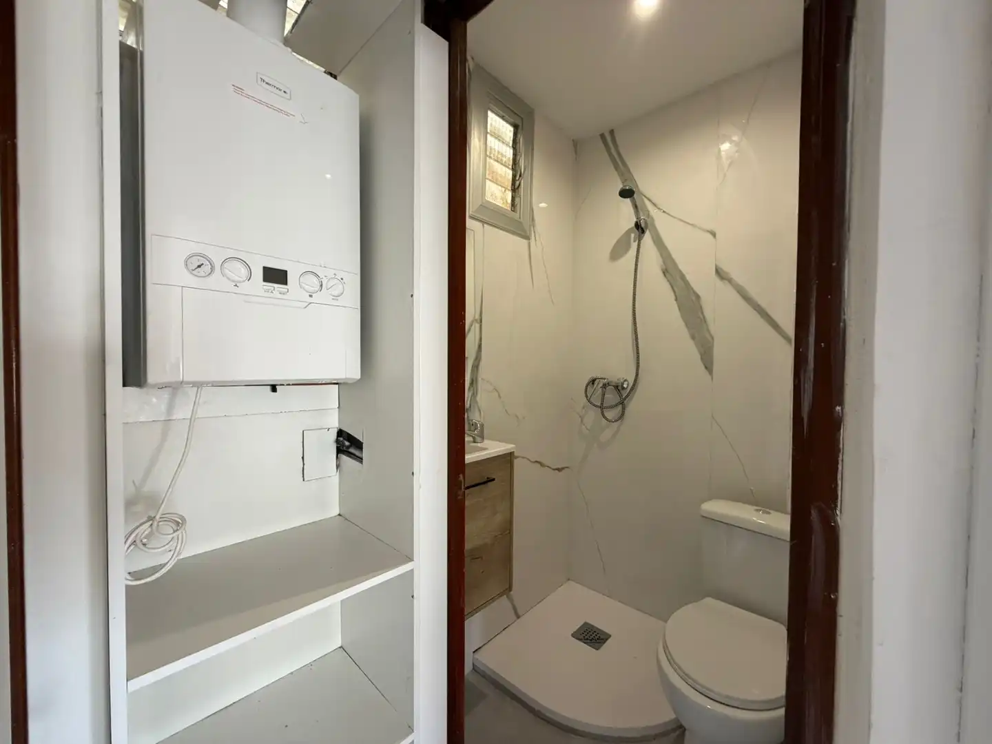 Baño de Piso en venta en Sabadell con Calefacción y Parquet