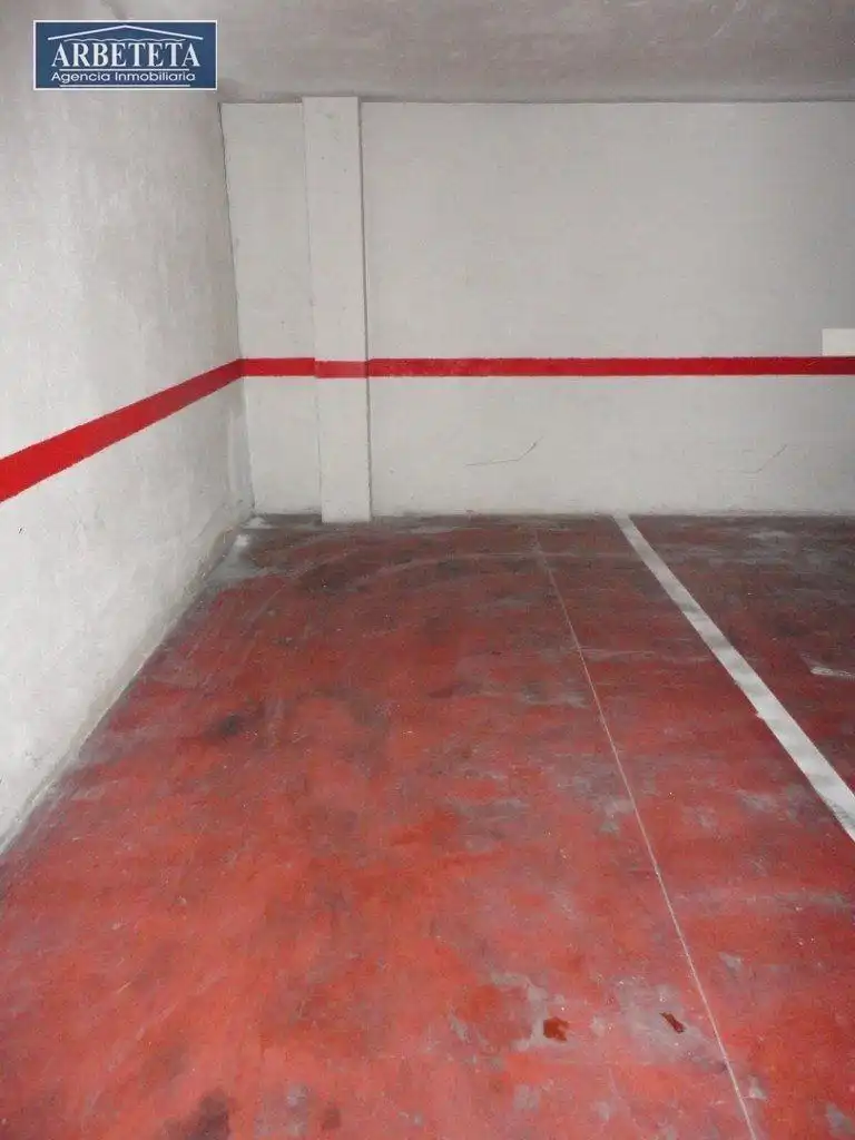 Aparcamiento en venta en Alamín, imagen 2
