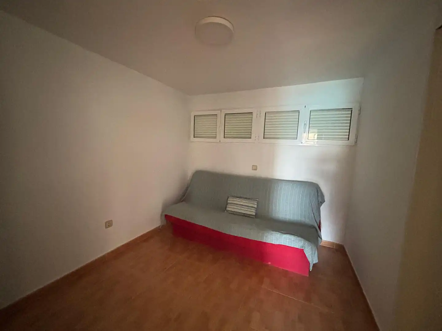 Apartamento con ascensor en venta en Carrer Sol Naixent 7, imagen 12