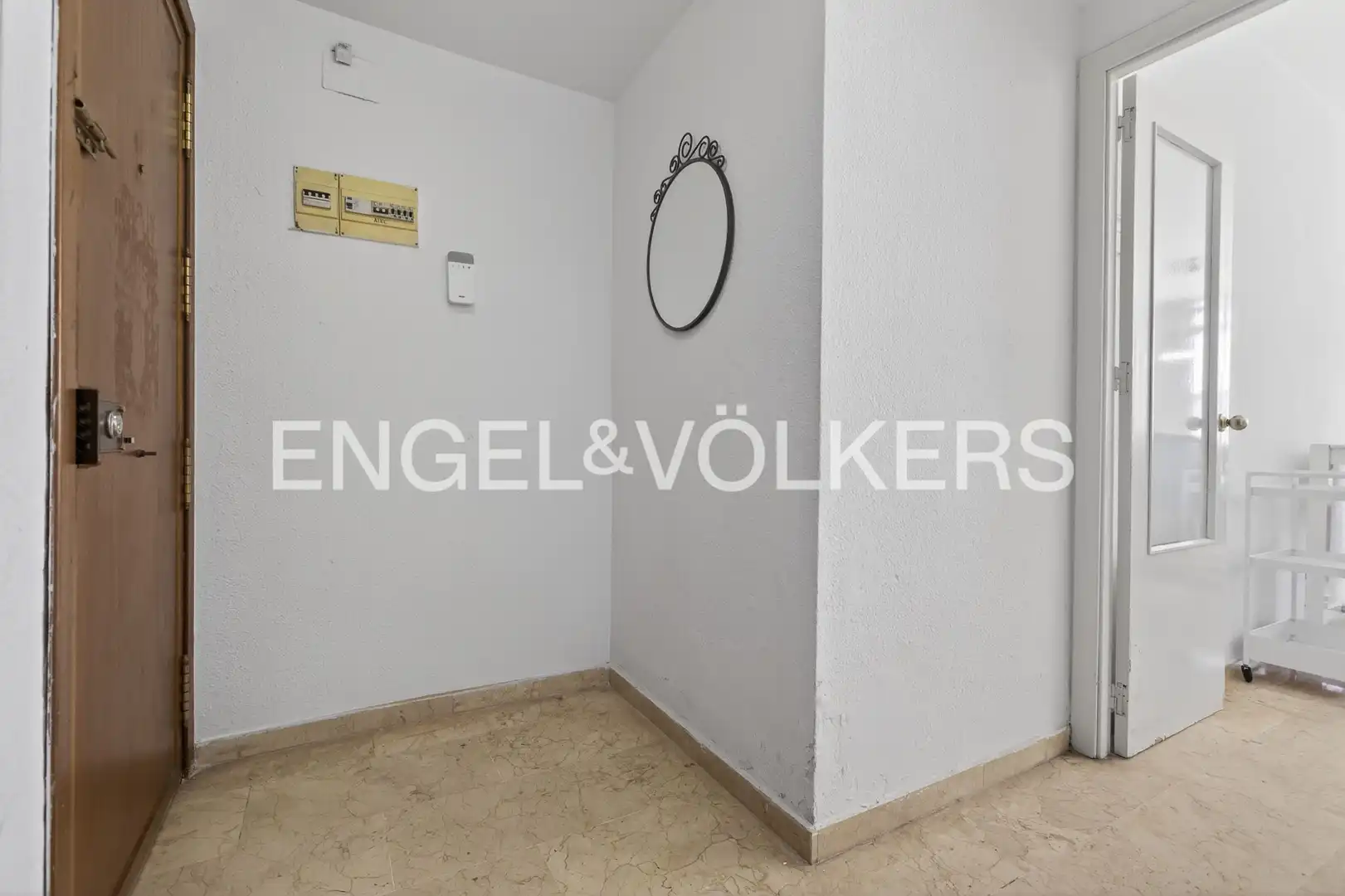 Duplexes for sale in Sevilla  with Air Conditioner and Heating