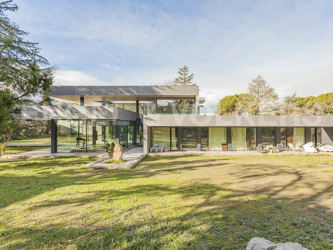 Vista exterior de Casa o xalet de lloguer en Sant Cugat del Vallès amb Aire condicionat, Calefacció i Jardí privat