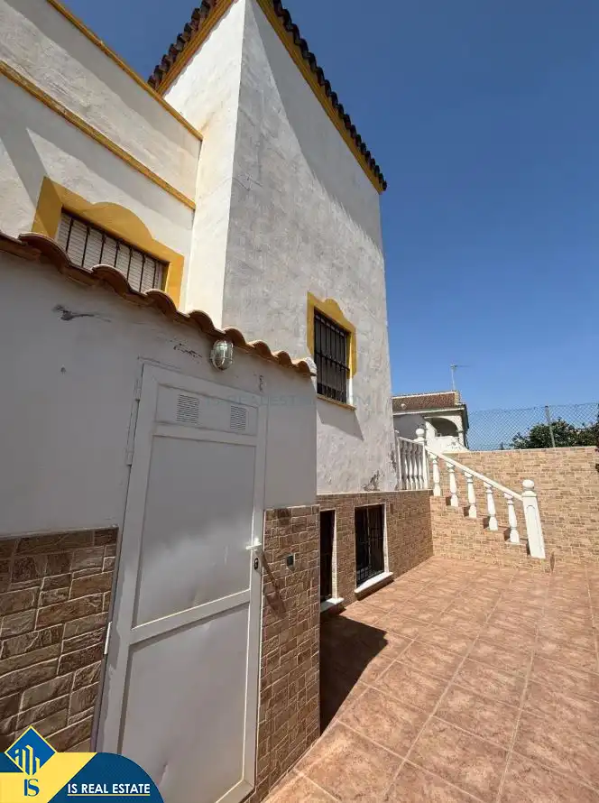 Casa con piscina en venta en Los Balcones - Los Altos, imagen 5