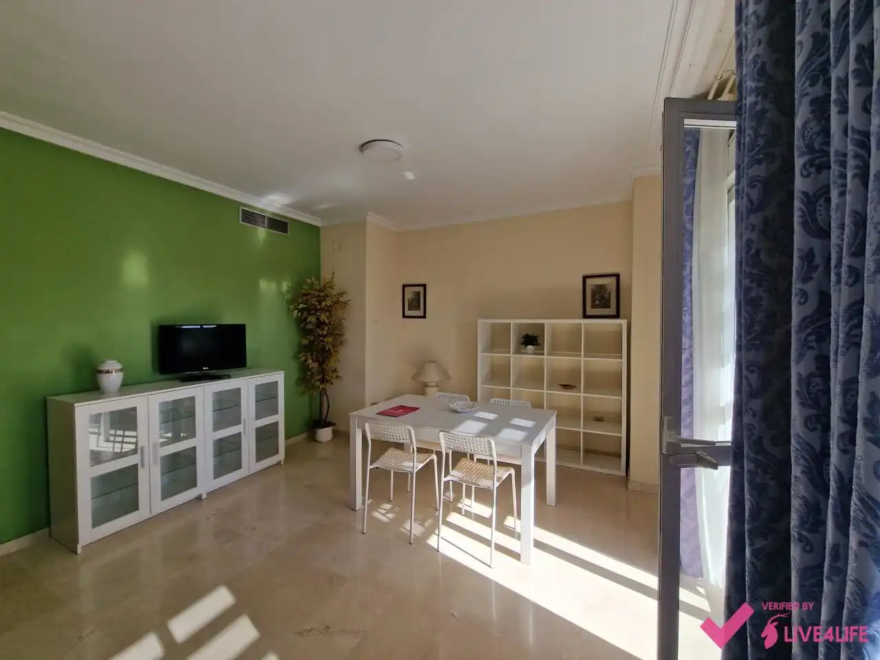 Piso de alquiler en El Plantinar – Avda. La Paz - El Juncal