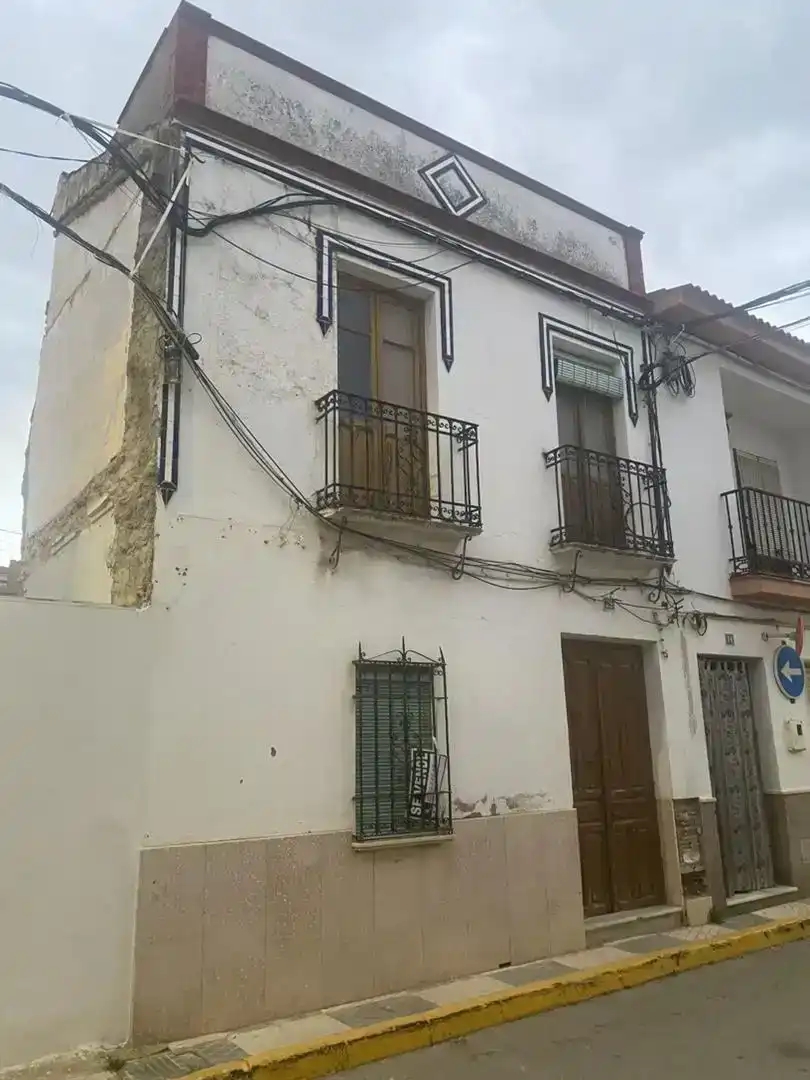 Vista exterior de Casa adosada en venta en Los Corrales