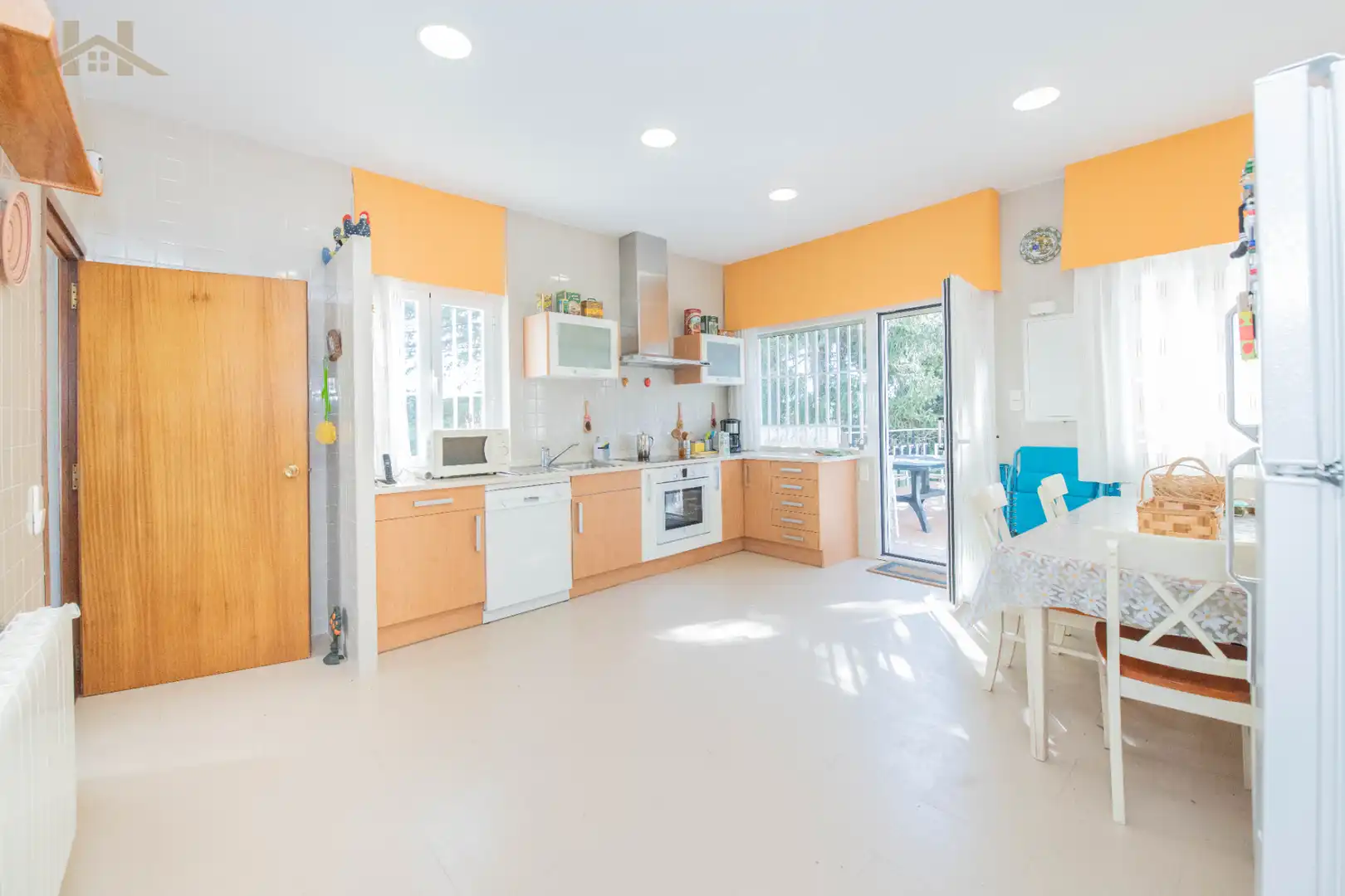Cocina de Casa o chalet en venta en Galapagar con Calefacción, Jardín privado y Terraza