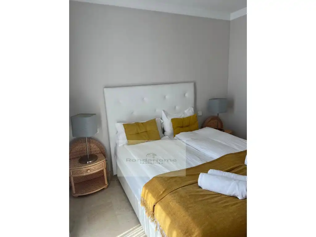 Habitación de Piso de alquiler en Marbella con Terraza
