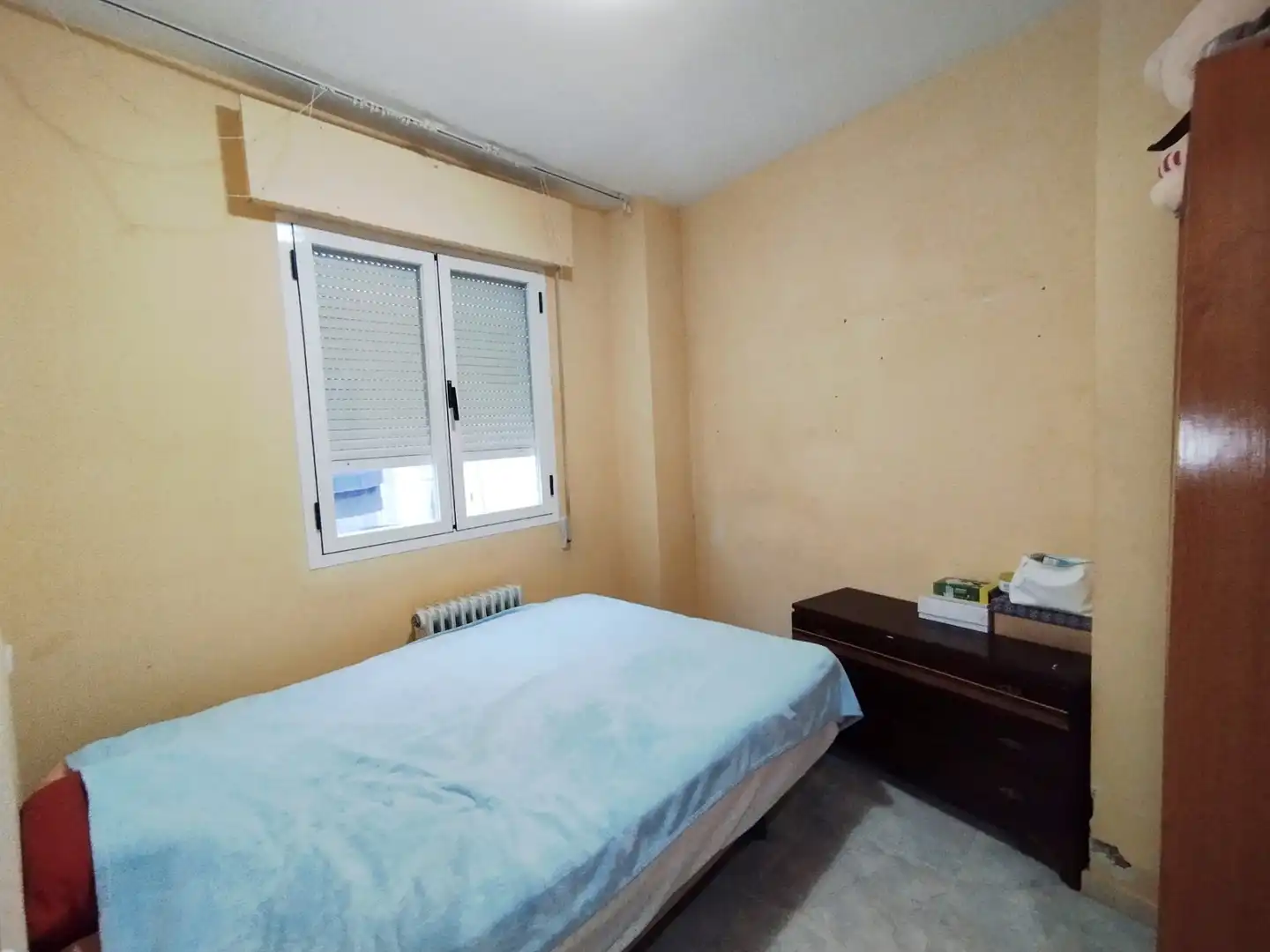 Bedroom of Flat for sale in Tomelloso  with Terrace, Storage room and Furnished