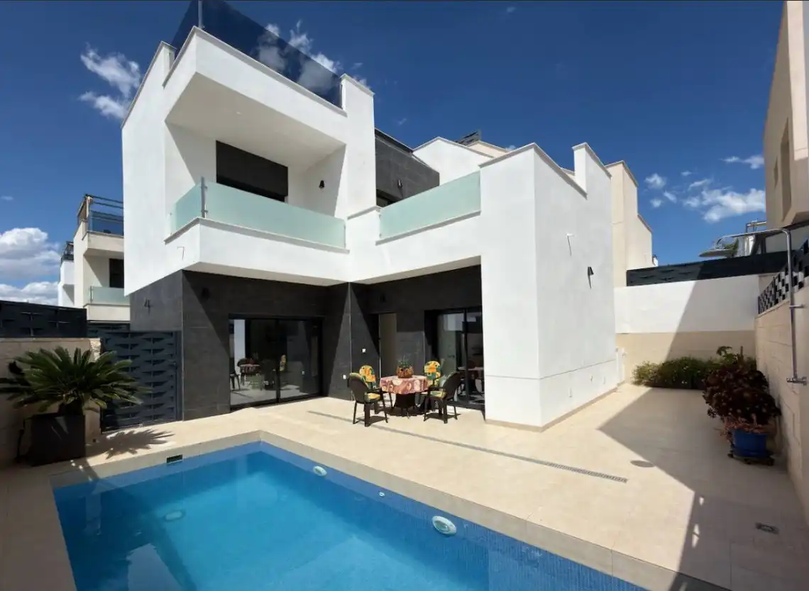 Maison avec piscine à vendre à Benijófar