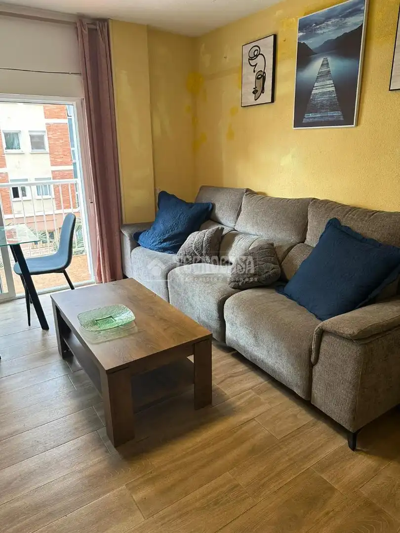 Sala d'estar de Pis en venda en Alicante / Alacant amb Balcó