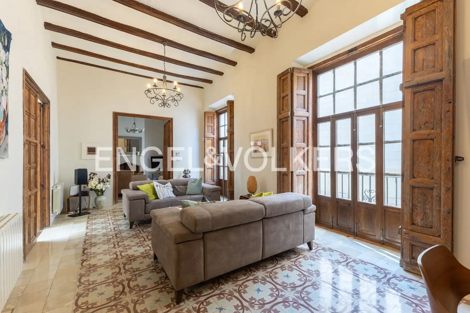 Sala d'estar de Casa adosada en venda en Xàtiva amb Calefacció, Terrassa i Piscina