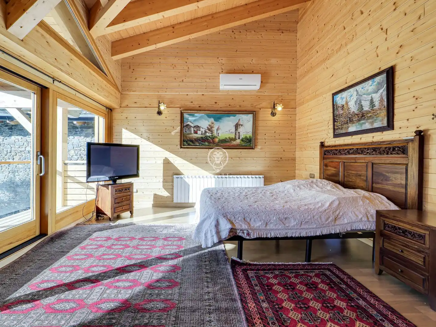 Dormitori de Casa o xalet en venda en Alp amb Calefacció, Jardí privat i Parquet