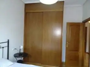 Bedroom of Flat for rent in Gijón   with Heating, Parquet flooring and Furnished