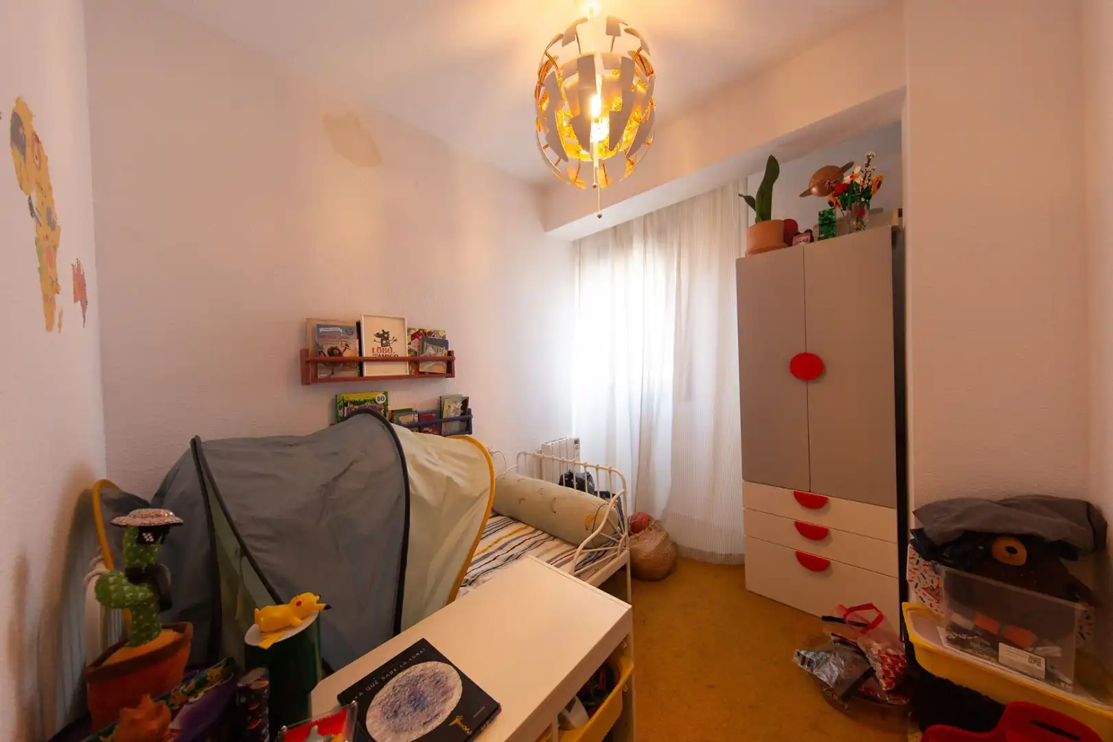 Dormitori de Apartament en venda en Alicante / Alacant amb Aire condicionat, Calefacció i Terrassa